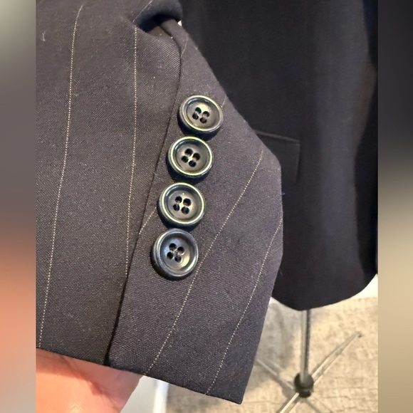 HUGO BOSS Men's Large 40R Wool Blue Pinstriped 2 Button Suit Coat Jacket Blazer - Picture 3 of 8